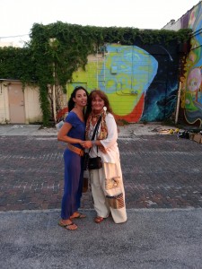 2014 05-22 ESC offsite for St. Pete MURAL TOUR - Jenna and Emily